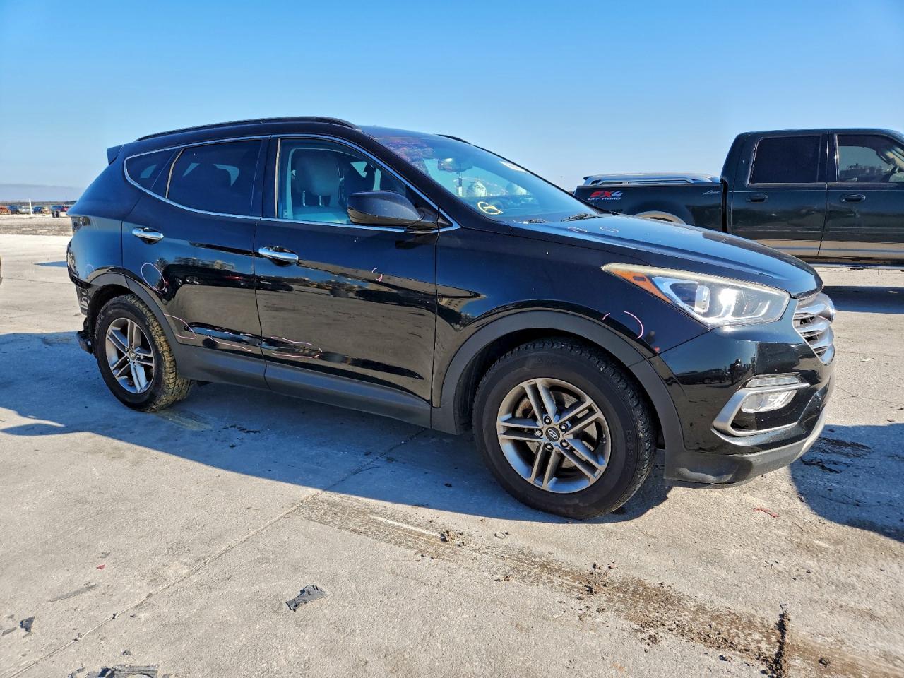 Lot #3311667296 2017 HYUNDAI SANTA FE S