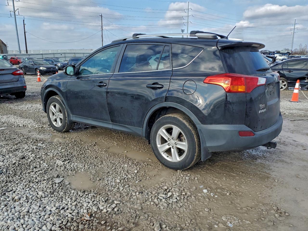 TOYOTA RAV4 XLE