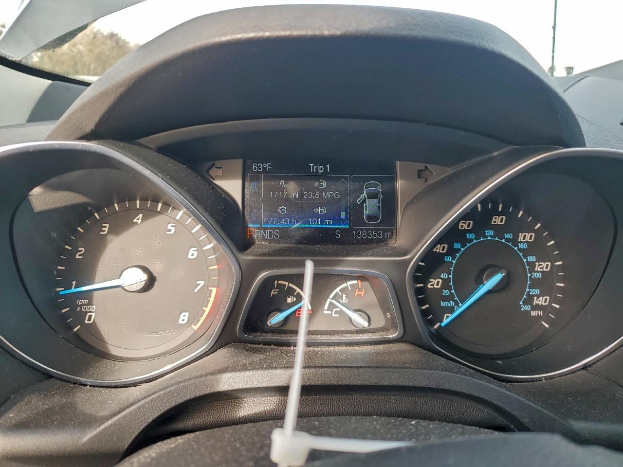 FORD ESCAPE TITANIUM