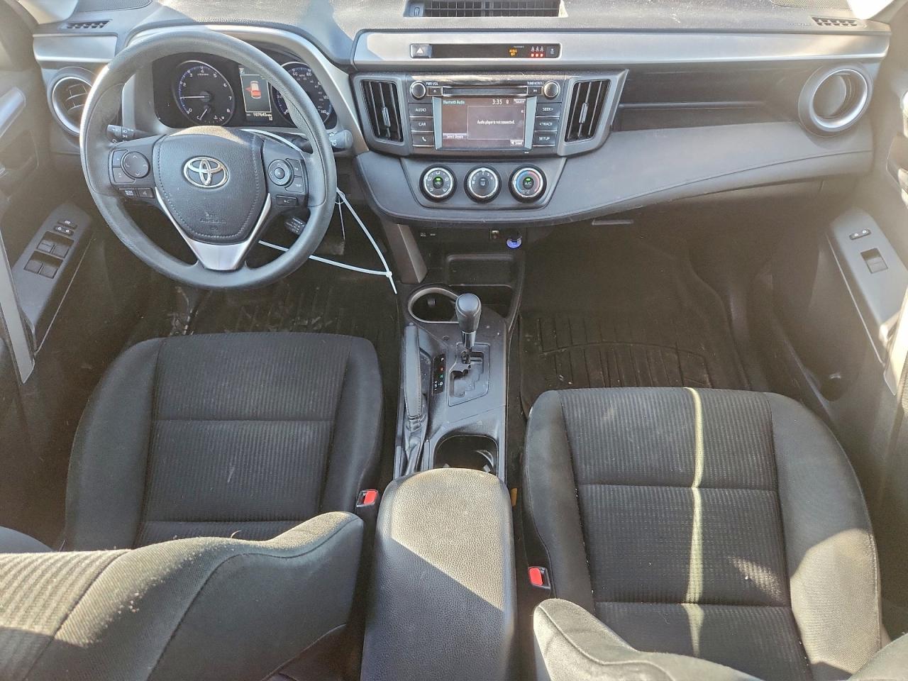 TOYOTA RAV4 LE