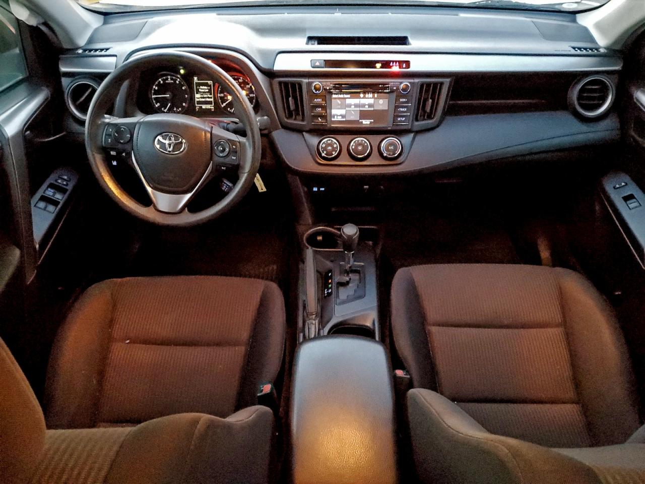 TOYOTA RAV4 LE