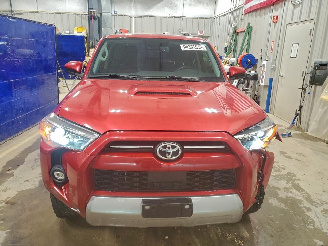 TOYOTA 4RUNNER SR5/SR5 PREMIUM