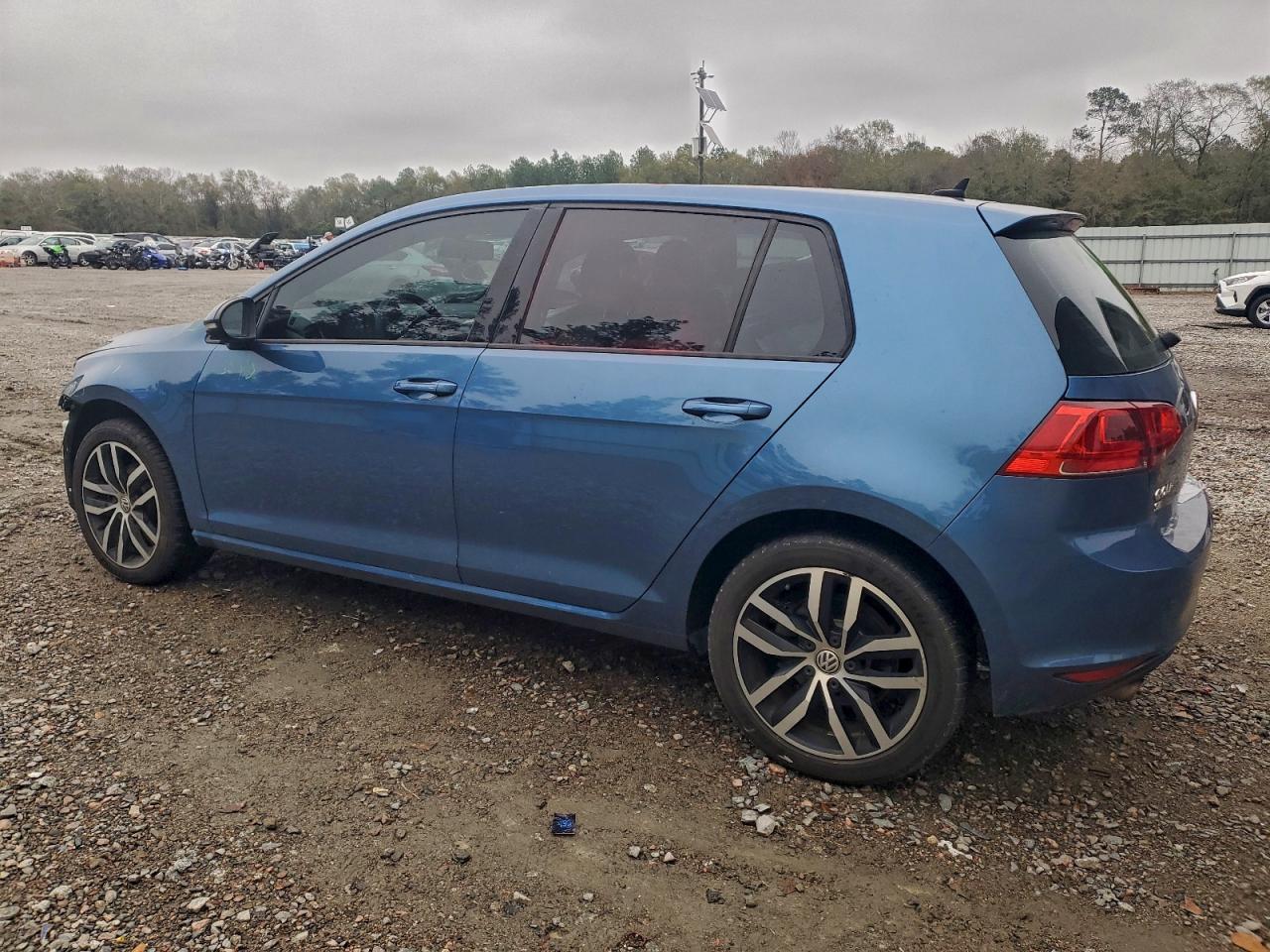 VOLKSWAGEN GOLF S/SE
