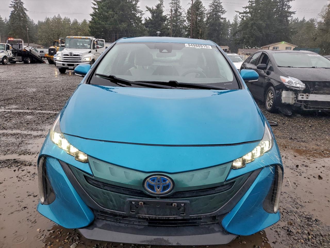 Lot #3317738070 2017 TOYOTA PRIUS PRIM