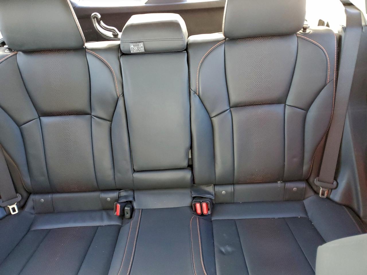 SUBARU CROSSTREK LIMITED