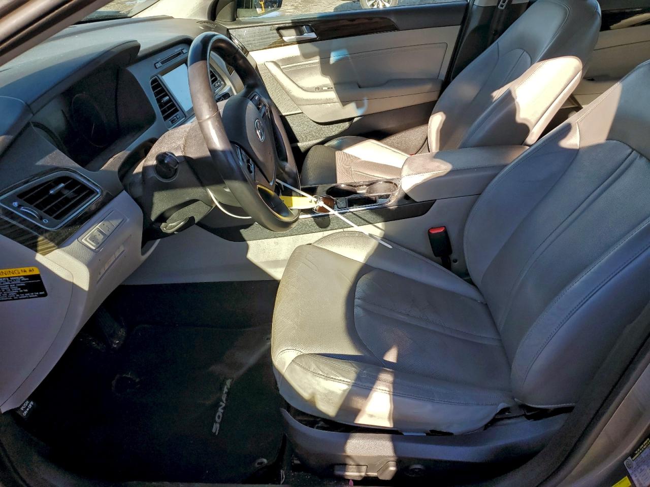 HYUNDAI SONATA HYBRID