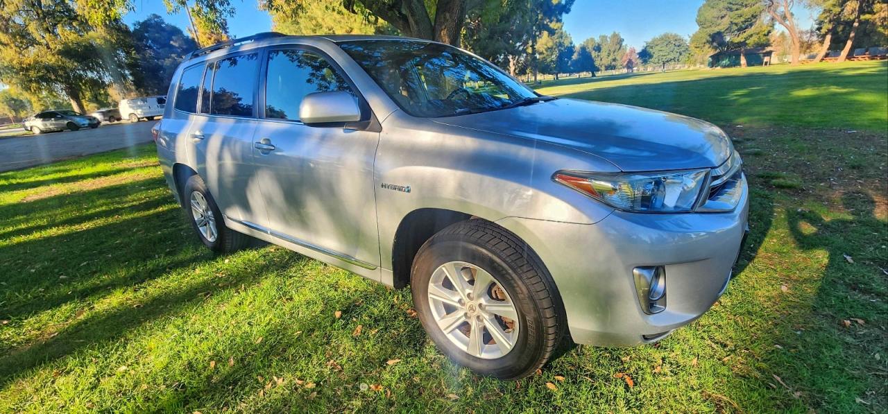 Lot #3316728456 2012 TOYOTA HIGHLANDER