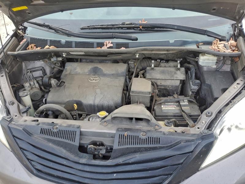 2013 TOYOTA SIENNA #3308324189