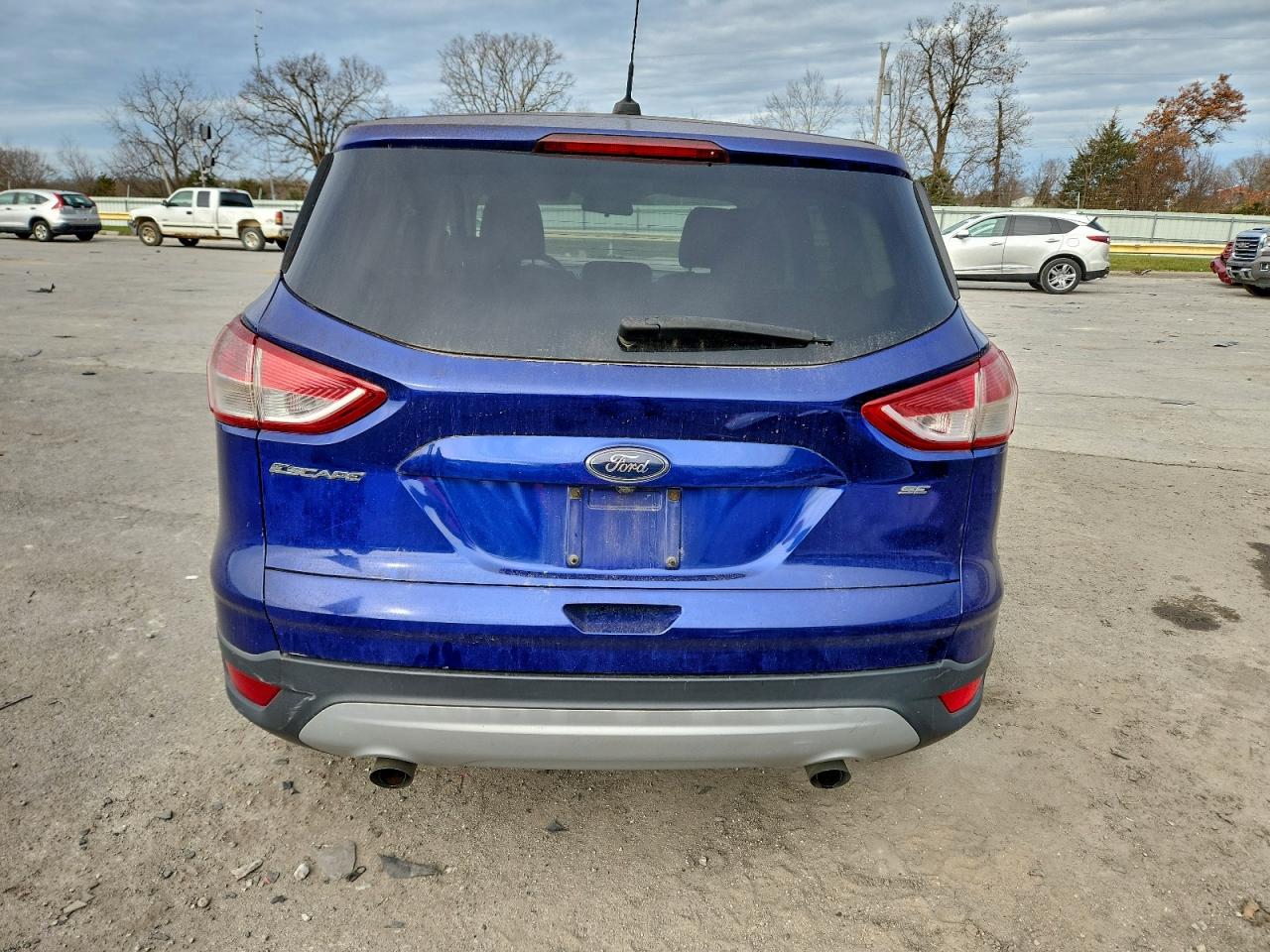 FORD ESCAPE SE