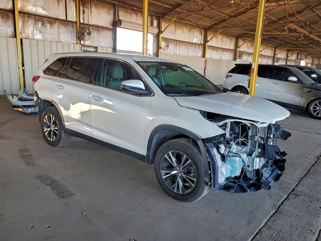 TOYOTA HIGHLANDER LE