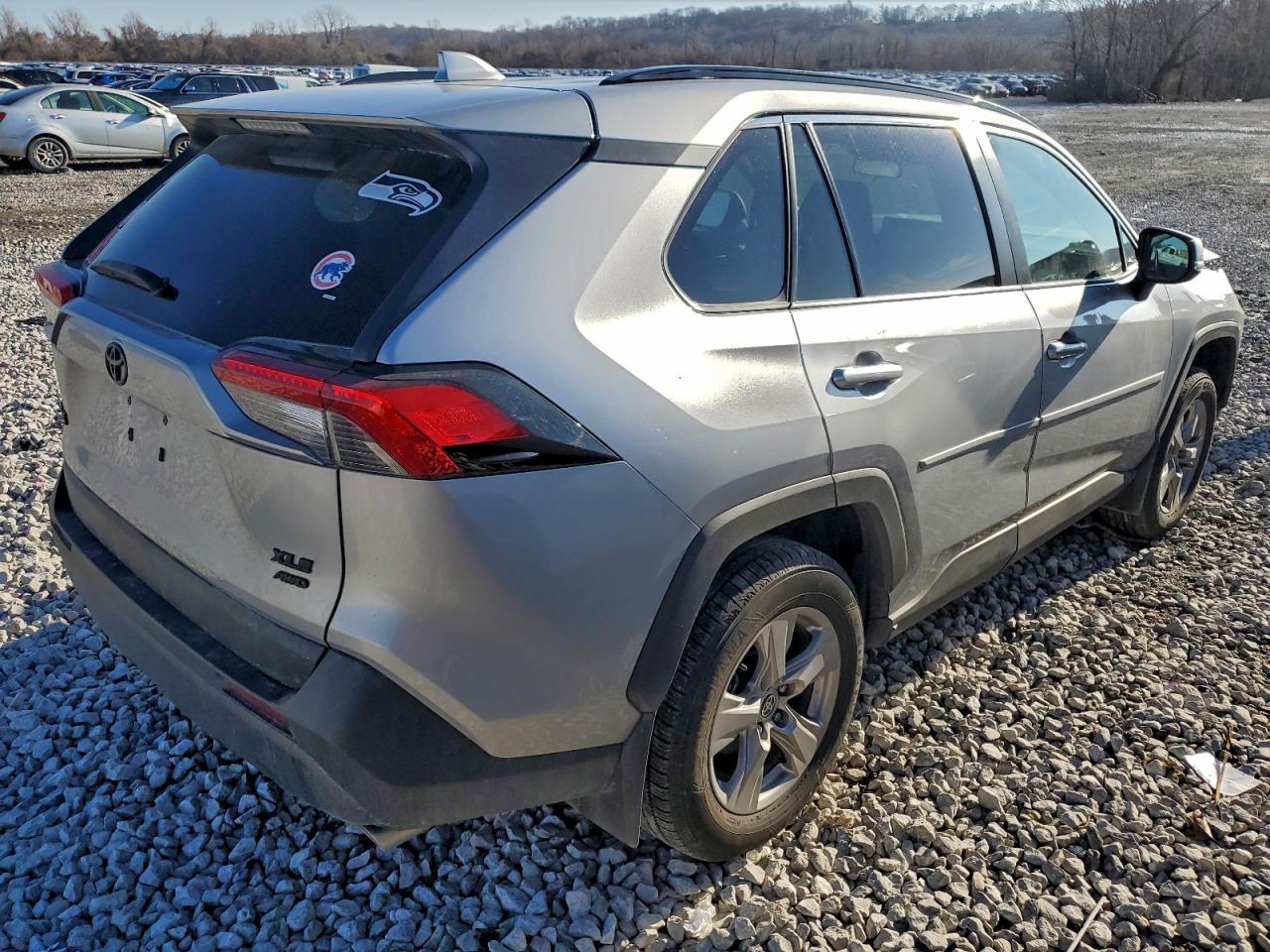 TOYOTA RAV4 XLE