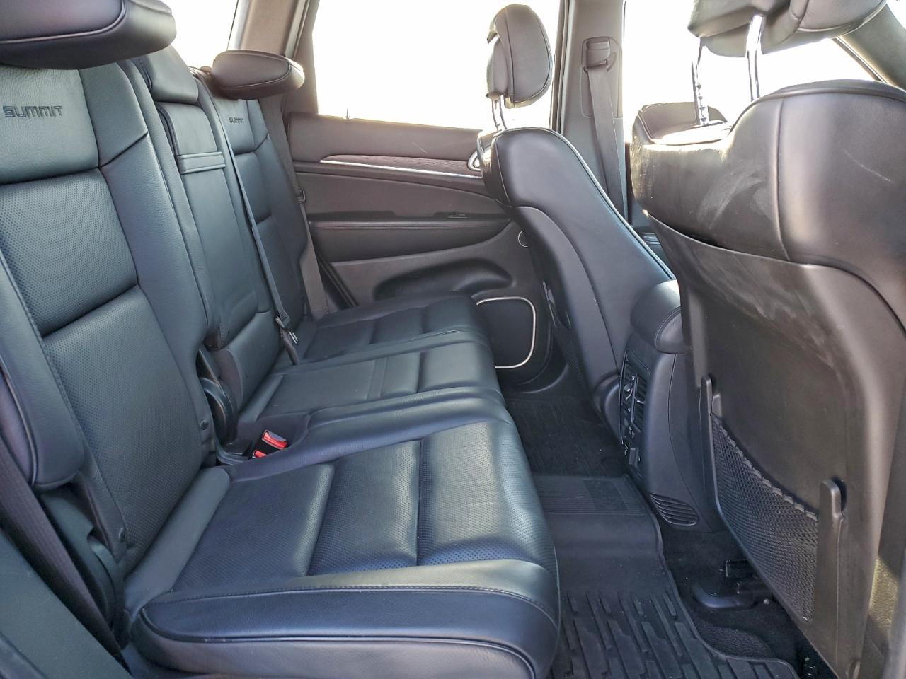 JEEP GRAND CHEROKEE SUMMIT