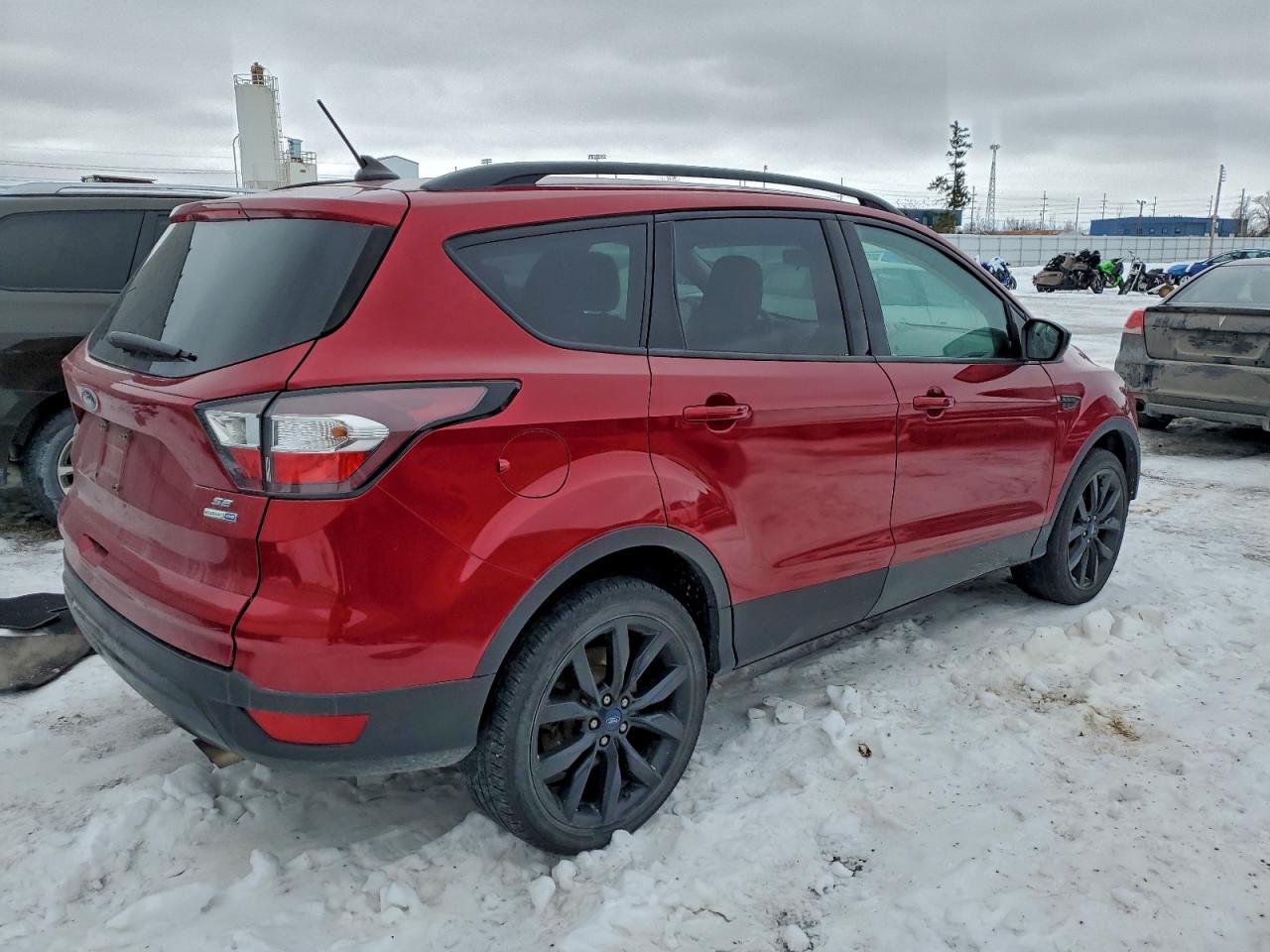 FORD ESCAPE SE