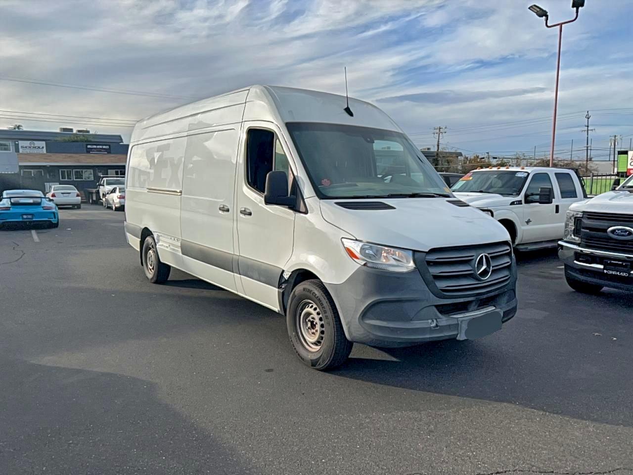 MERCEDES-BENZ SPRINTER 2500/3500