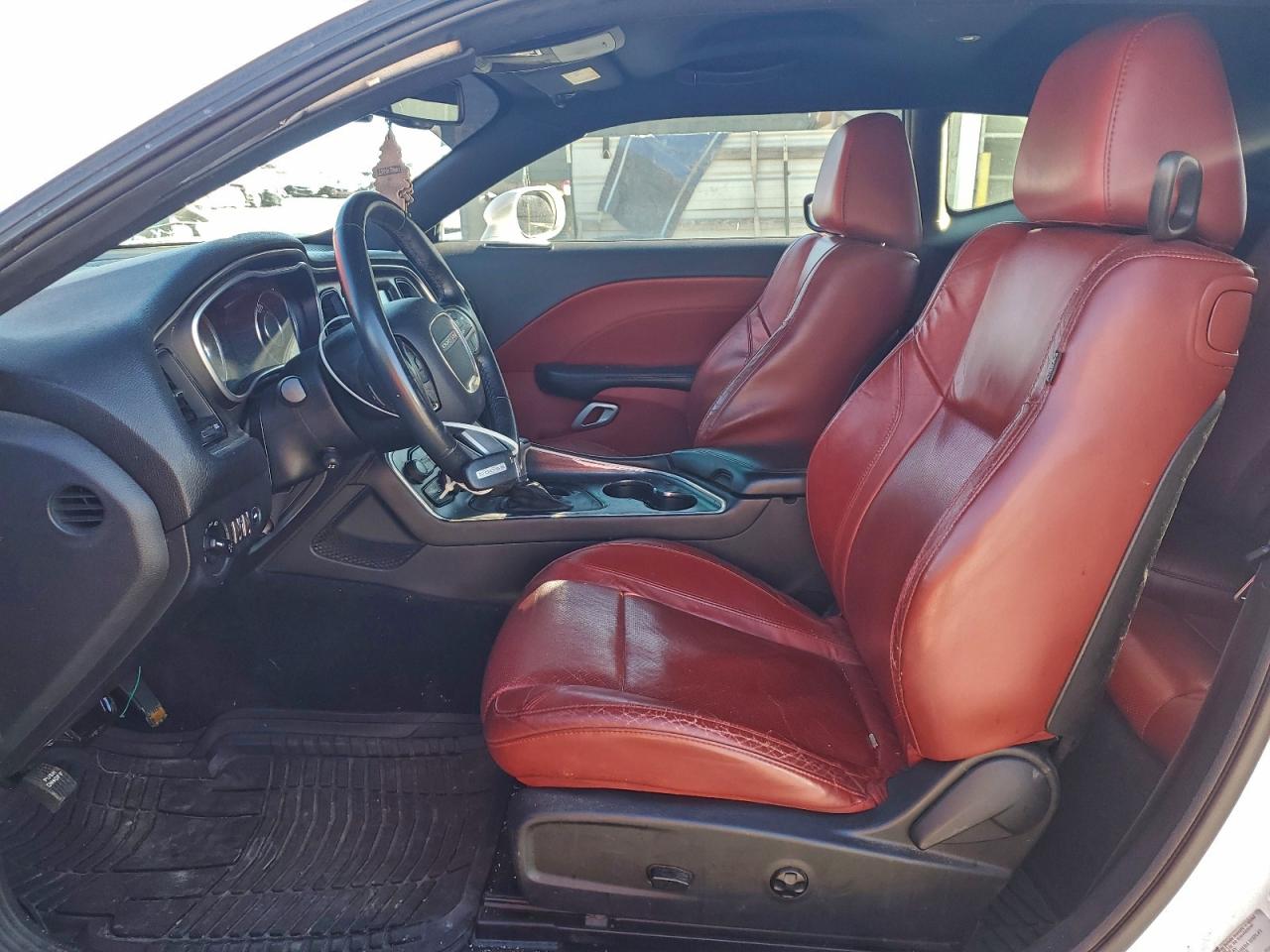 DODGE CHALLENGER SXT PLUS