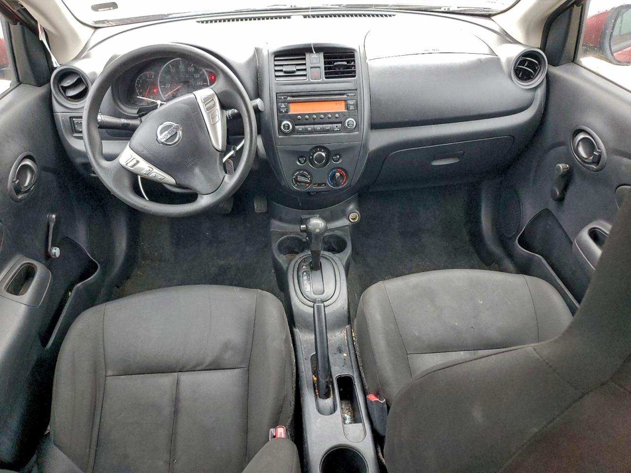 NISSAN VERSA S