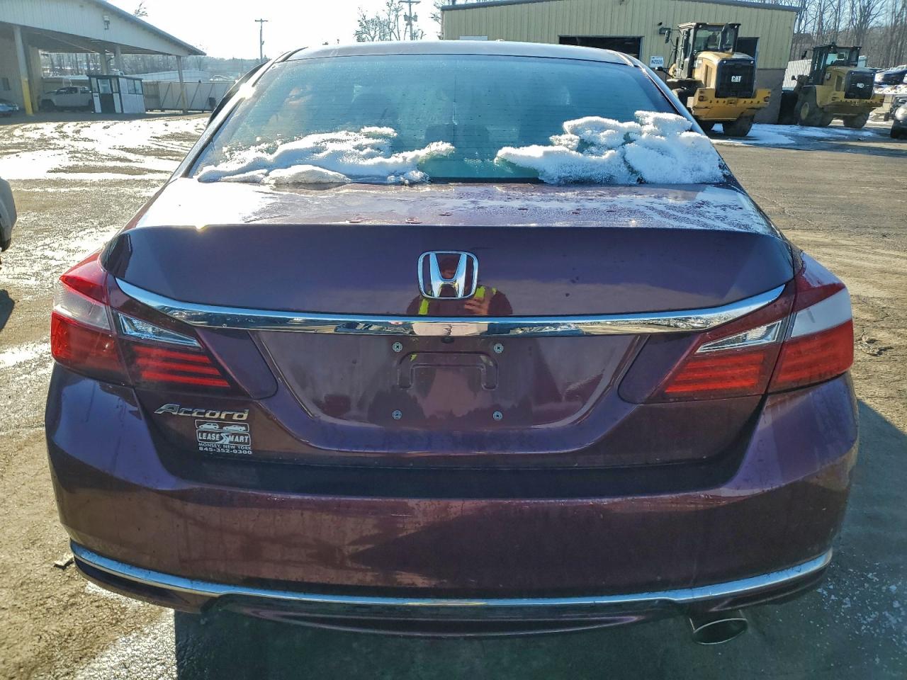 Lot #3318871932 2017 HONDA ACCORD LX