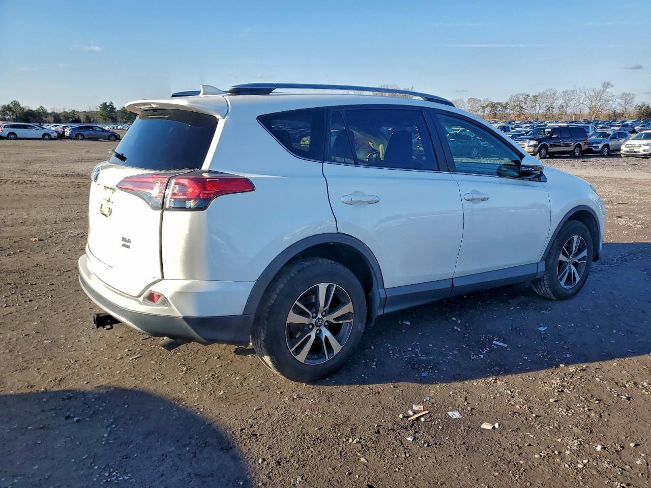 TOYOTA RAV4 XLE