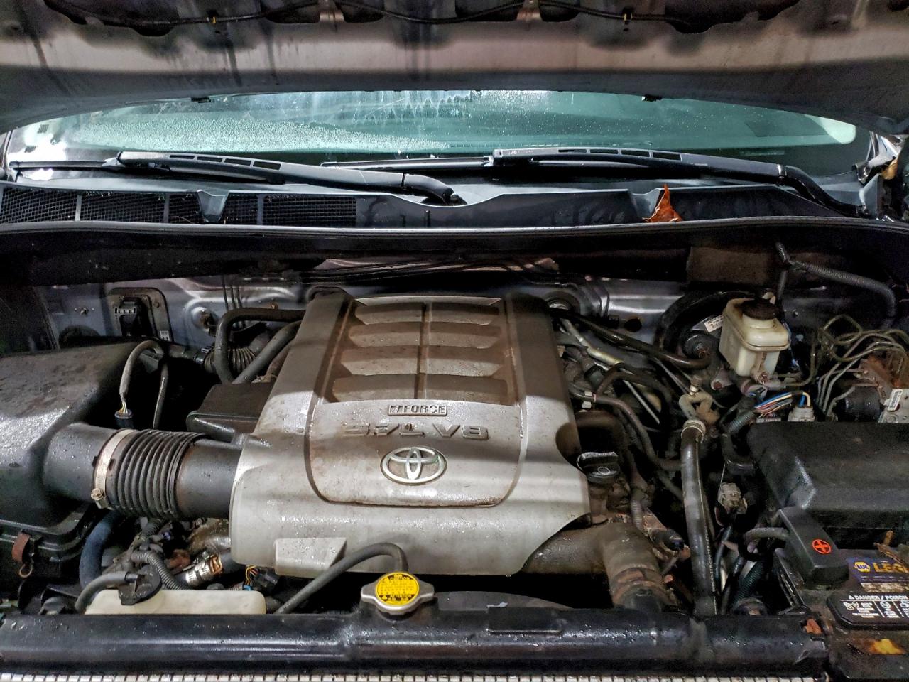 TOYOTA TUNDRA DOUBLE CAB SR5