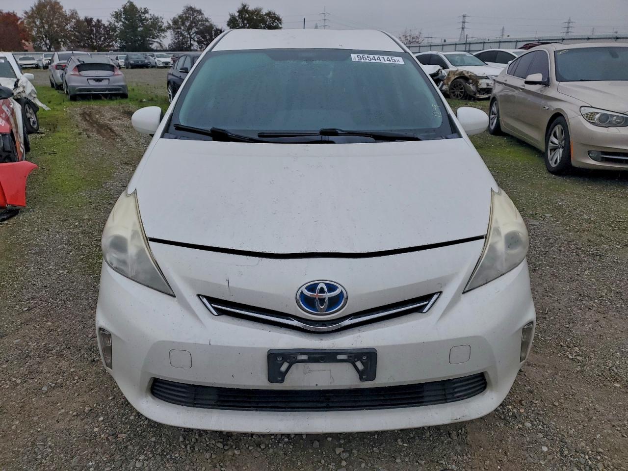 Lot #3316698523 2012 TOYOTA PRIUS V