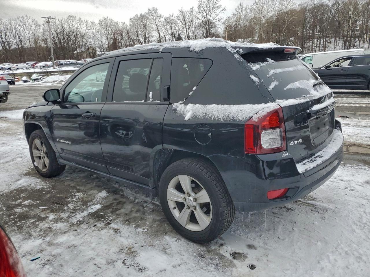 Lot #3317704095 2015 JEEP COMPASS LA