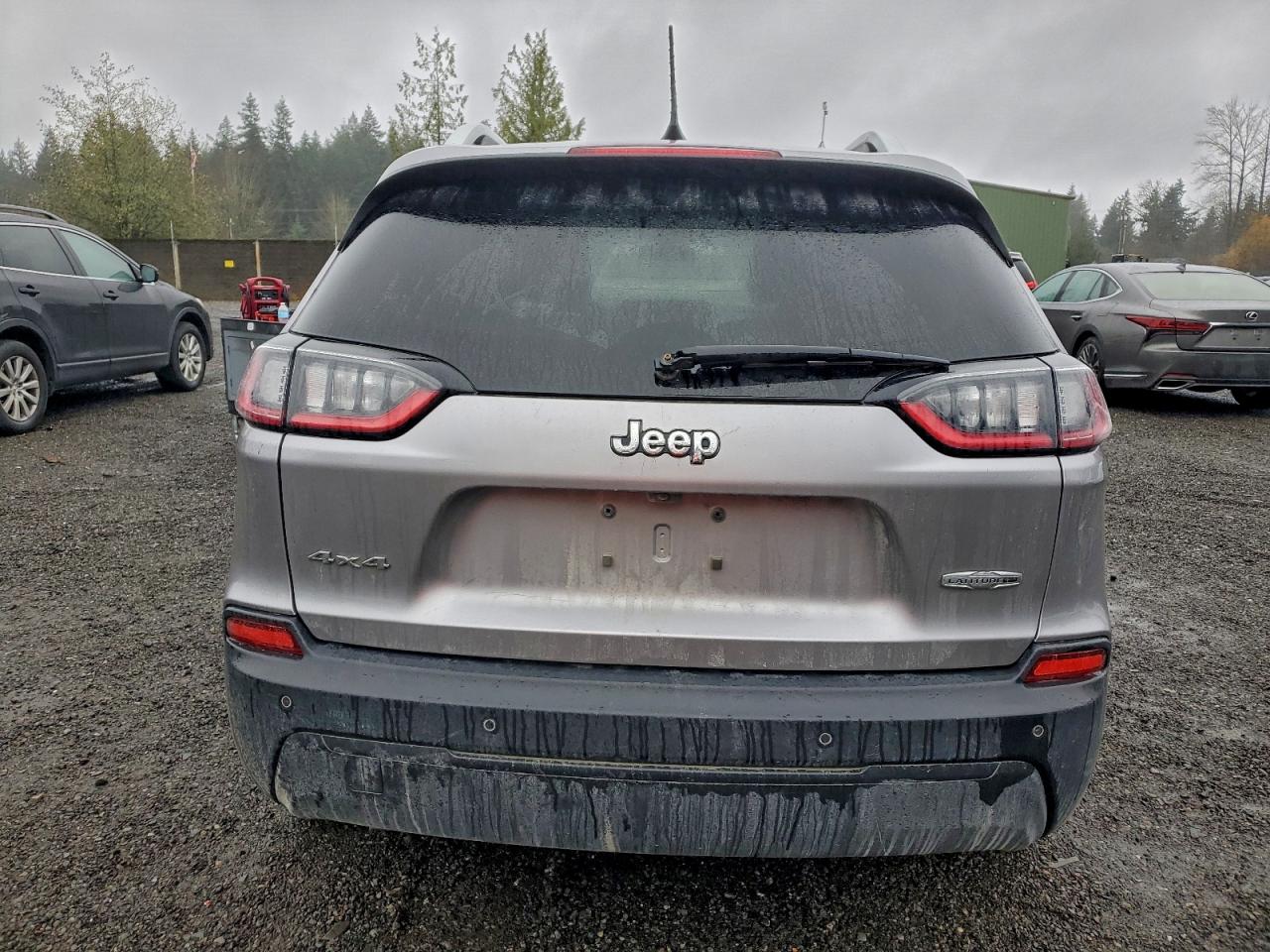 JEEP GRAND CHEROKEE LATITUDE PLUS