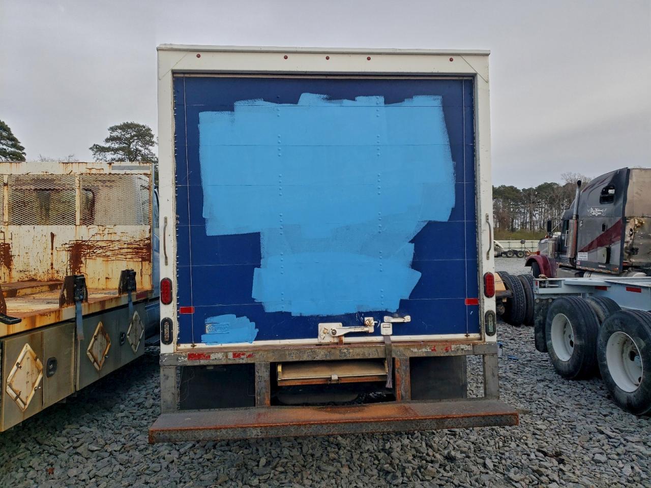 FORD ECONOLINE E450 SUPER DUTY CUTAWAY VAN