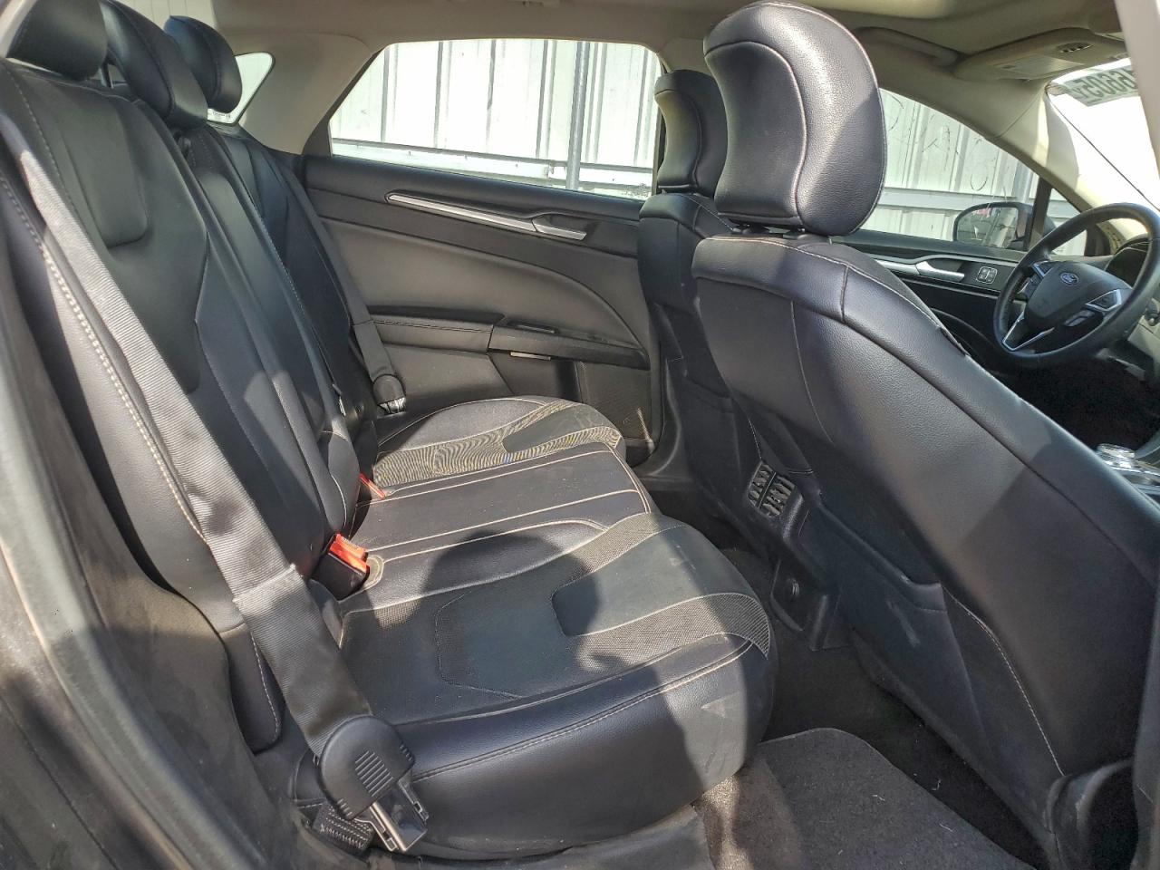 FORD FUSION TITANIUM