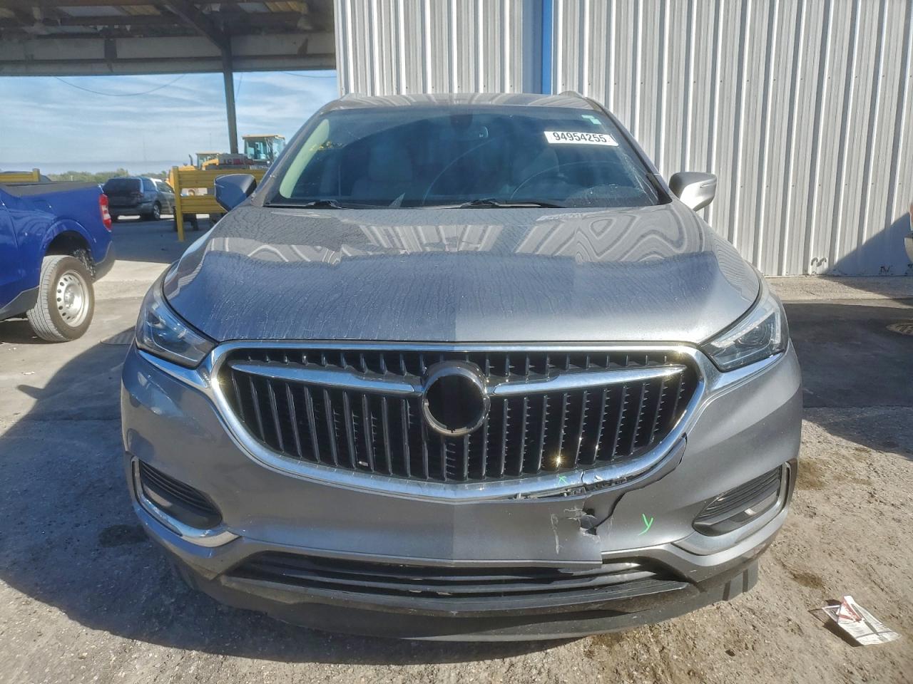 BUICK ENCLAVE ESSENCE