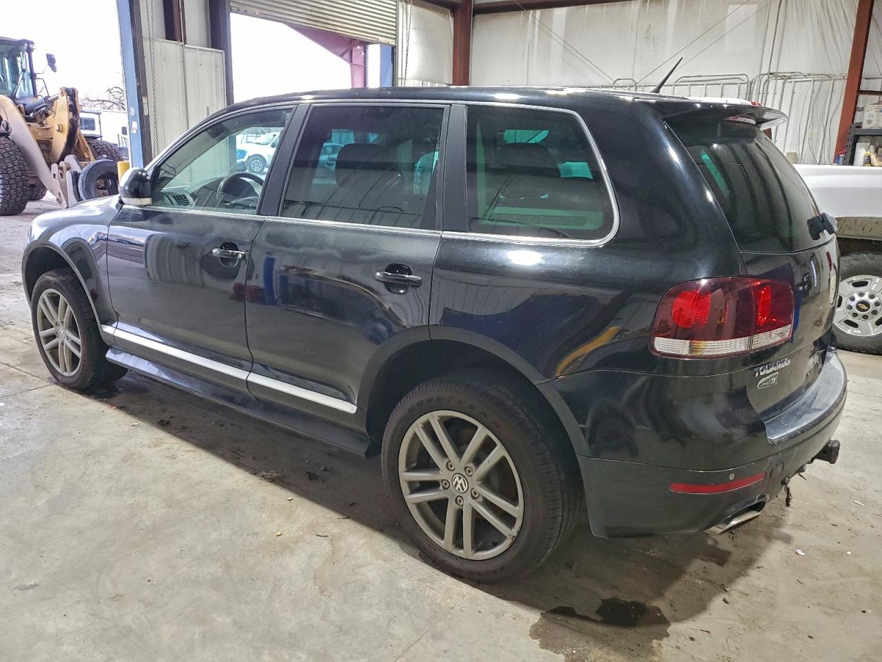 Lot #3316786404 2006 VOLKSWAGEN TOUAREG 4.