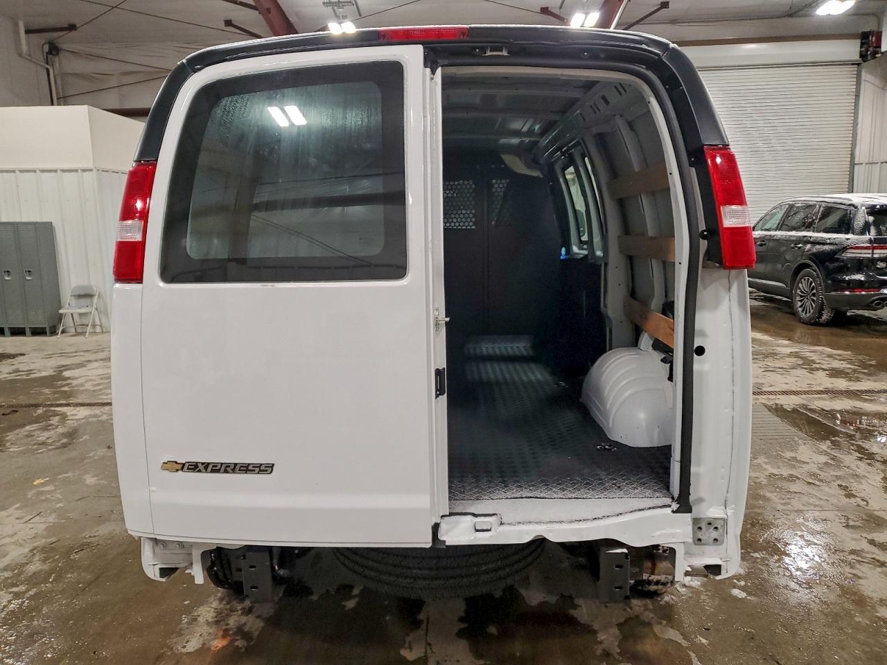 CHEVROLET EXPRESS G2