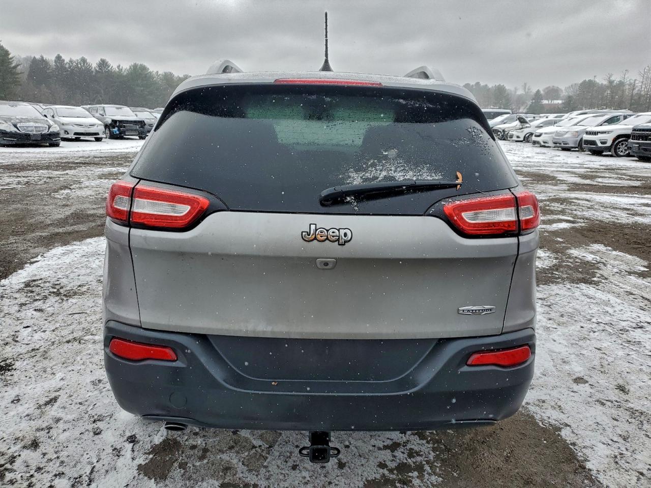 JEEP GRAND CHEROKEE LATITUDE