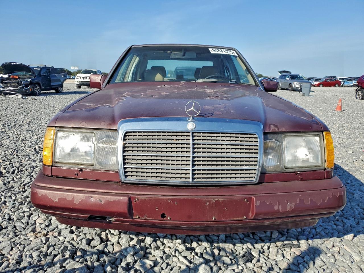 Lot #3304633949 1987 MERCEDES-BENZ 300 E