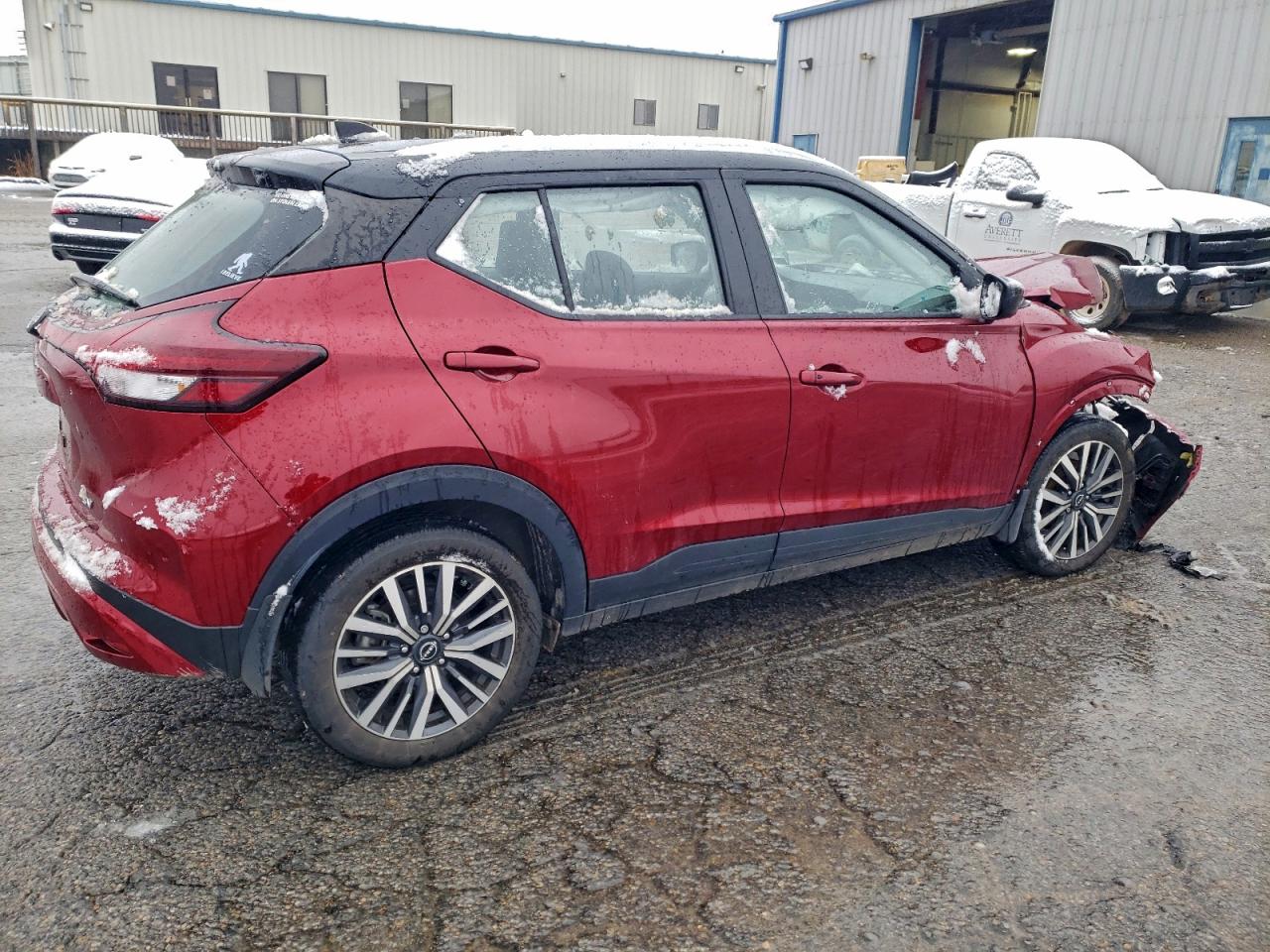 NISSAN KICKS SV