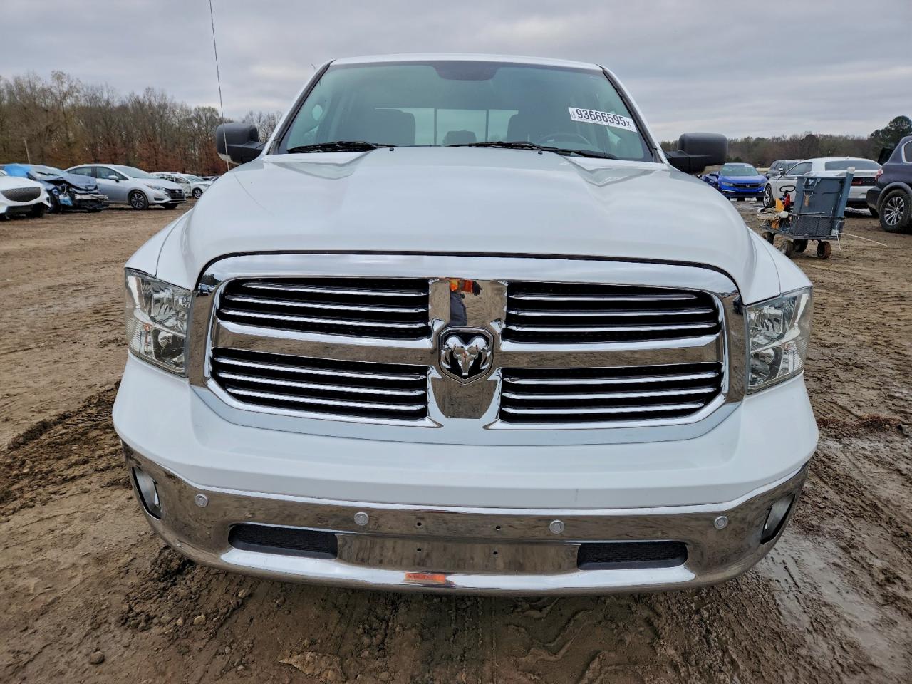 RAM 1500 SLT