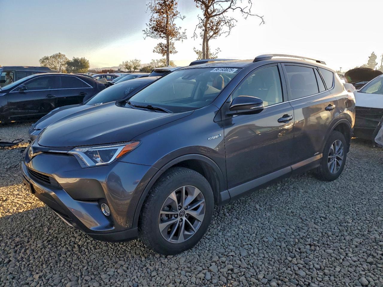 TOYOTA RAV4 LE