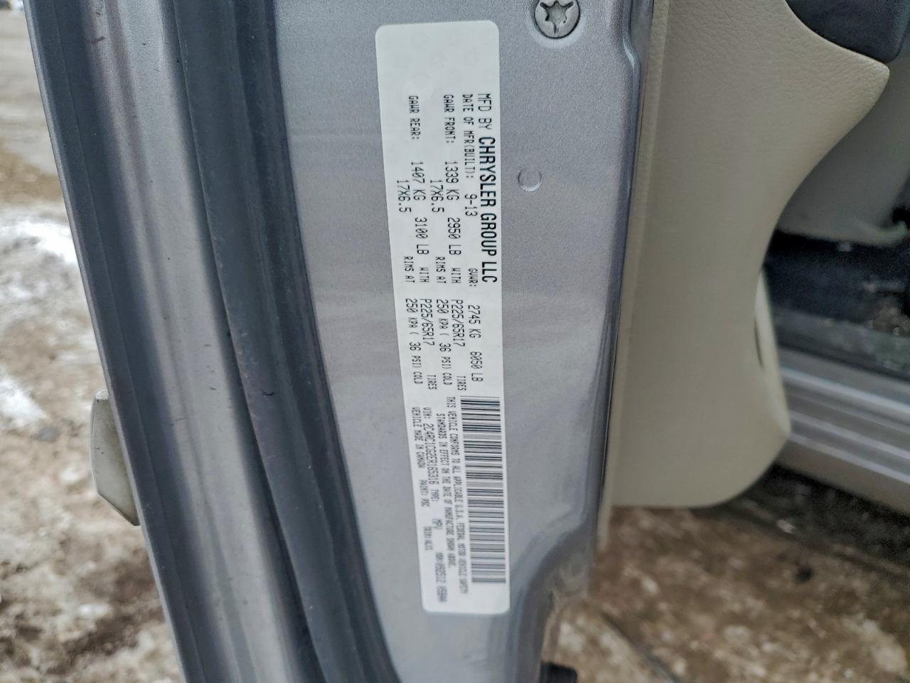 CHRYSLER TOWN & COUNTRY TOURING L