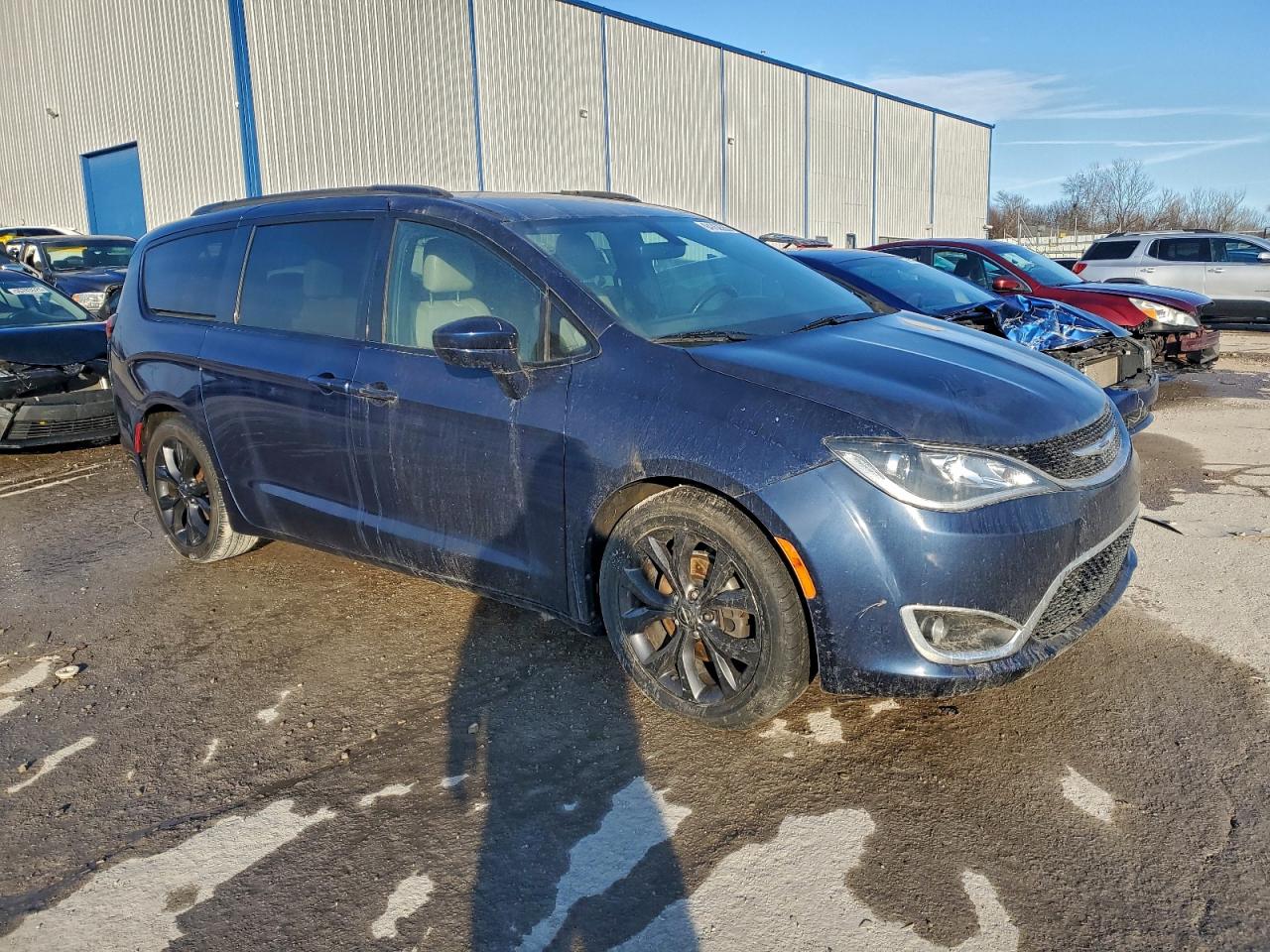 CHRYSLER PACIFICA TOURING PLUS