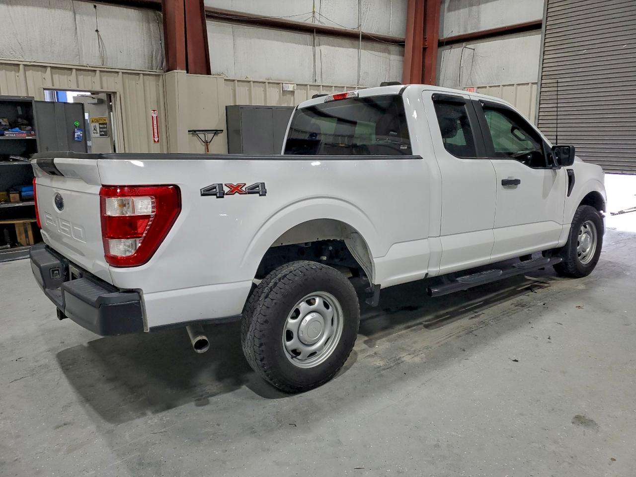 FORD F-150 SUPER CAB