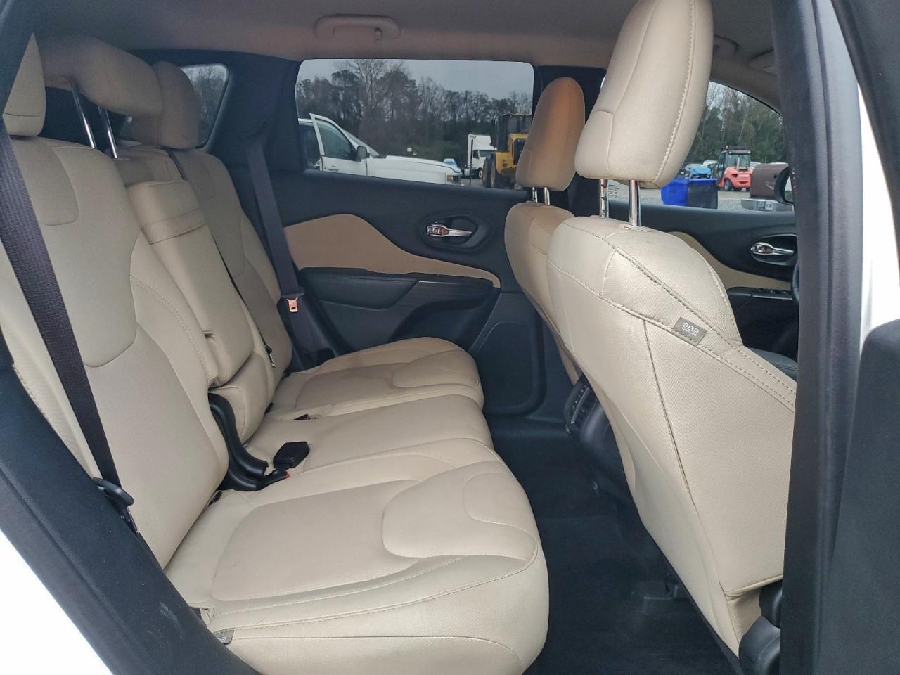 JEEP GRAND CHEROKEE LATITUDE