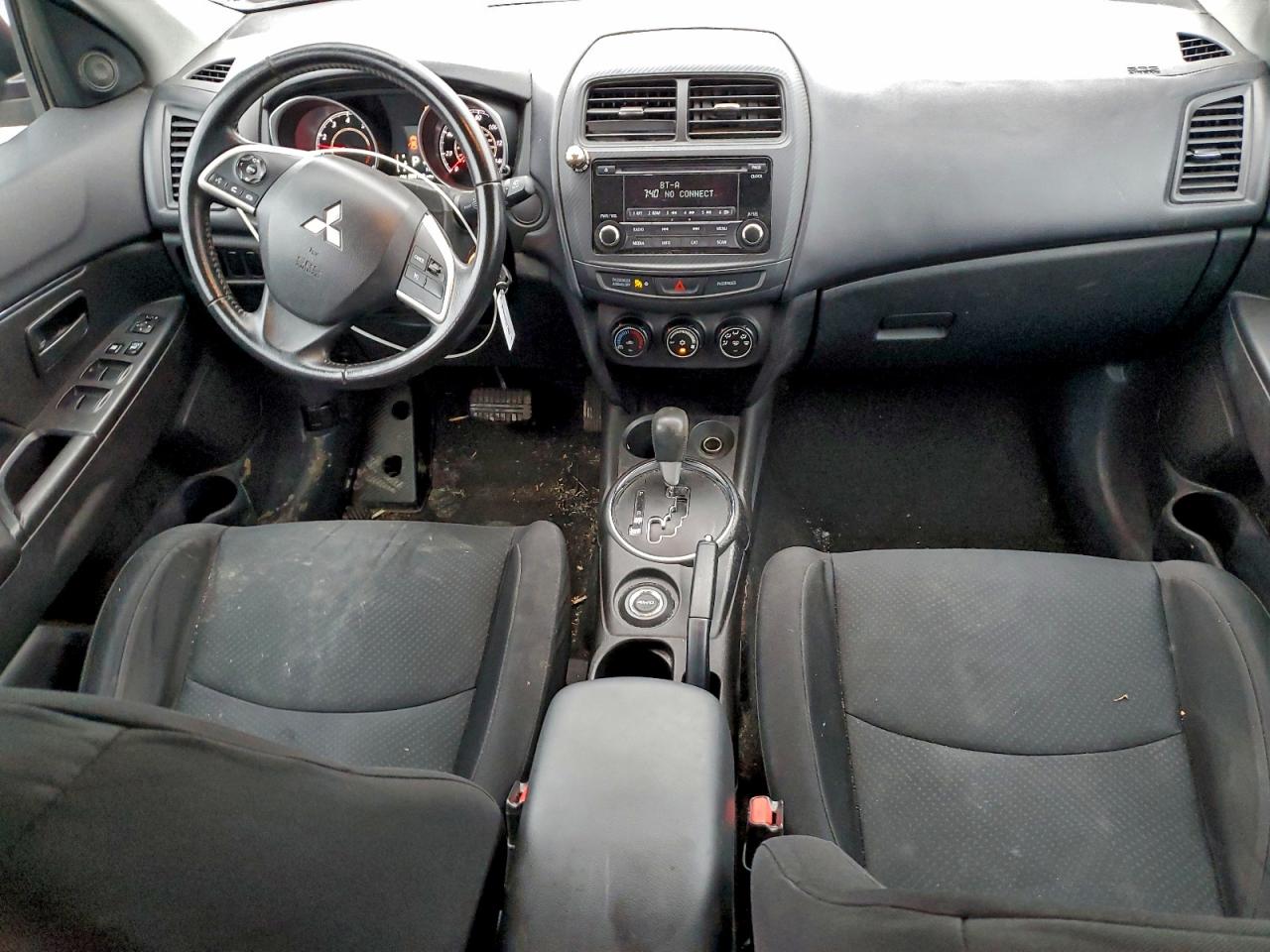 MITSUBISHI OUTLANDER ES