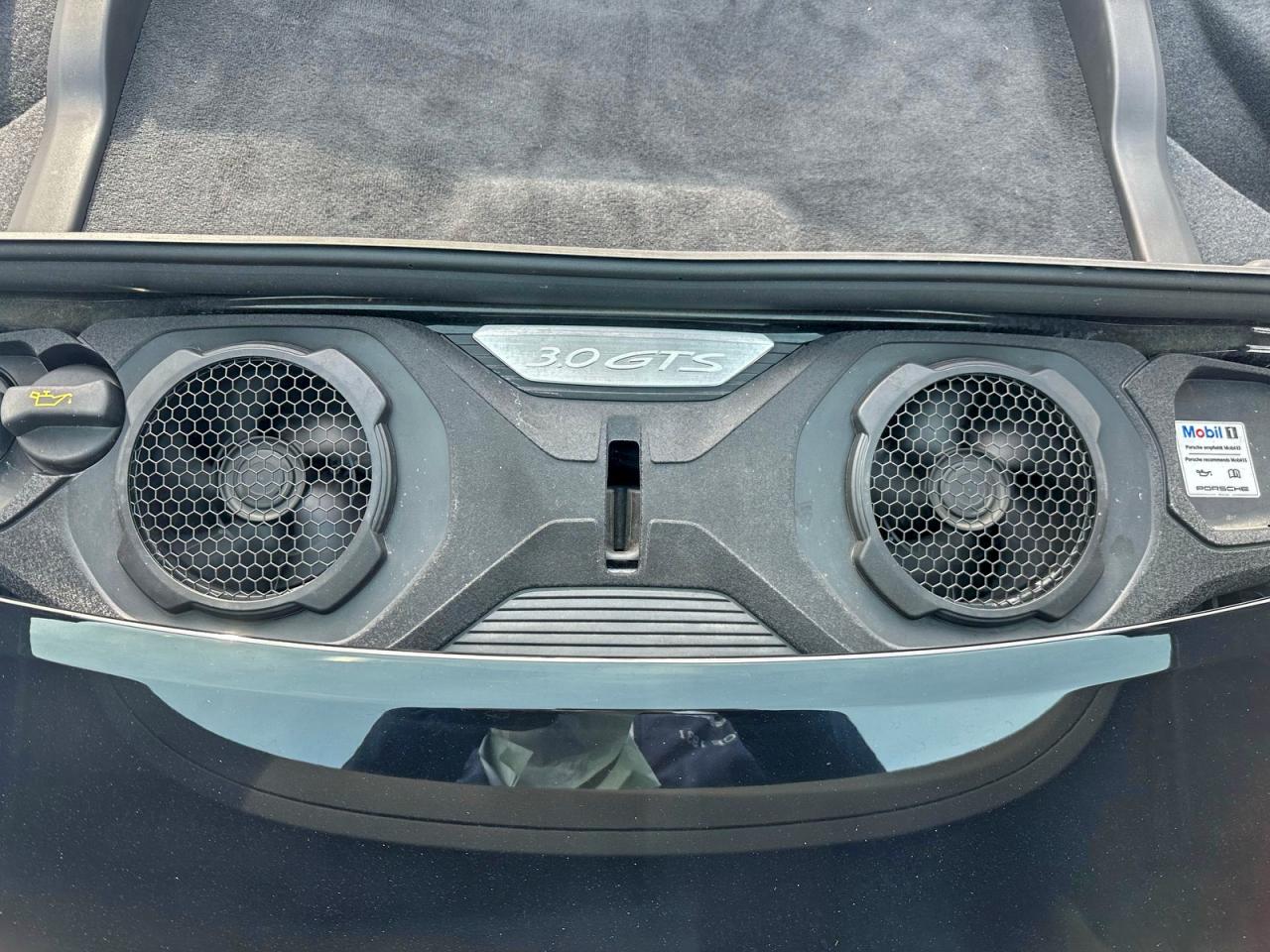 PORSCHE 911 TARGA 4S