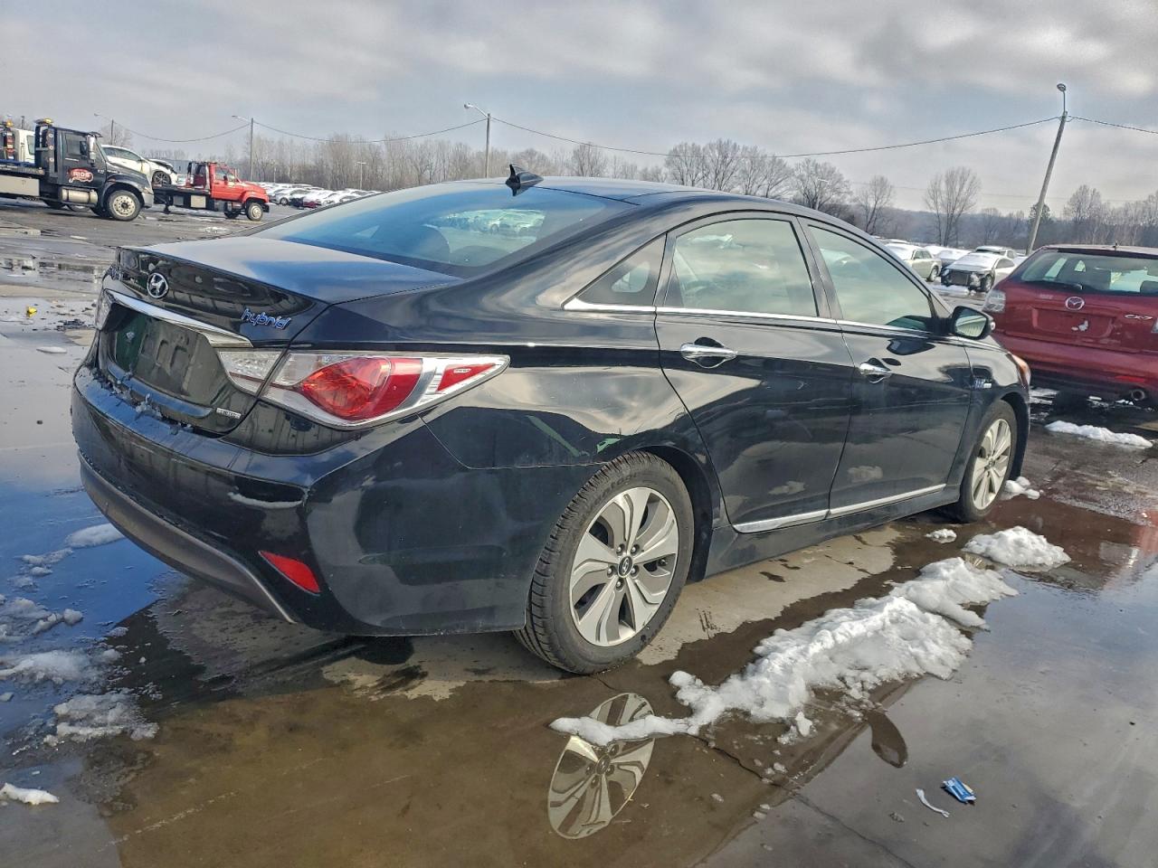 HYUNDAI SONATA HYBRID