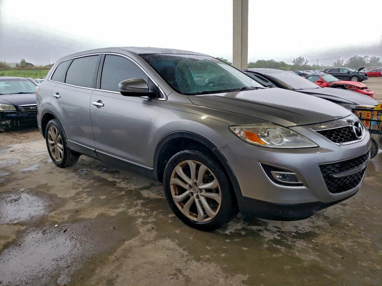 MAZDA CX-9