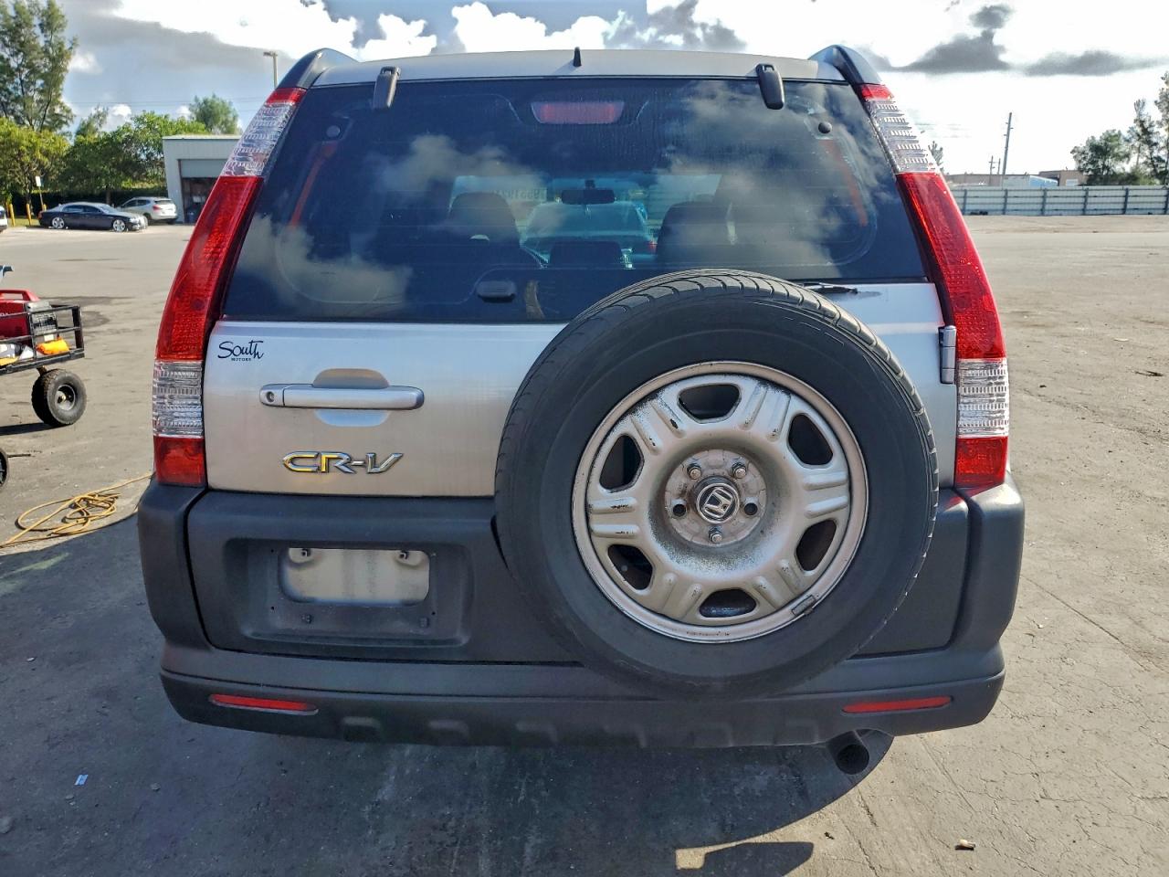 Lot #3305362310 2005 HONDA CR-V LX