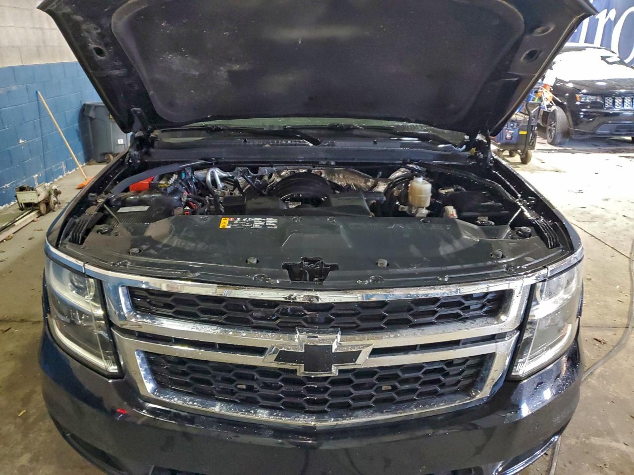 CHEVROLET TAHOE K1500 LT