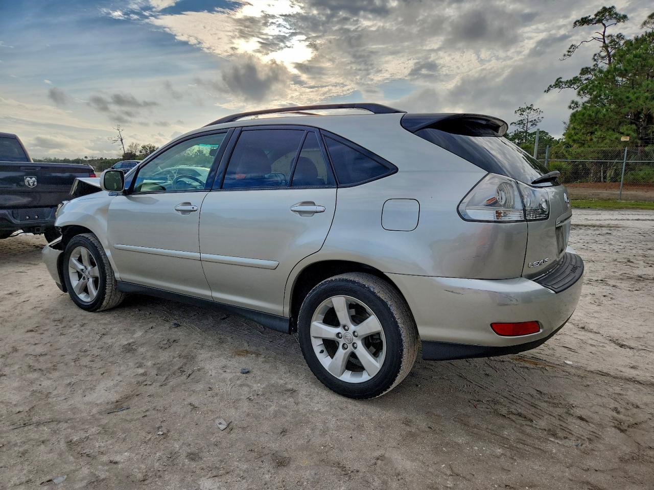 Lot #3315938085 2004 LEXUS RX 330