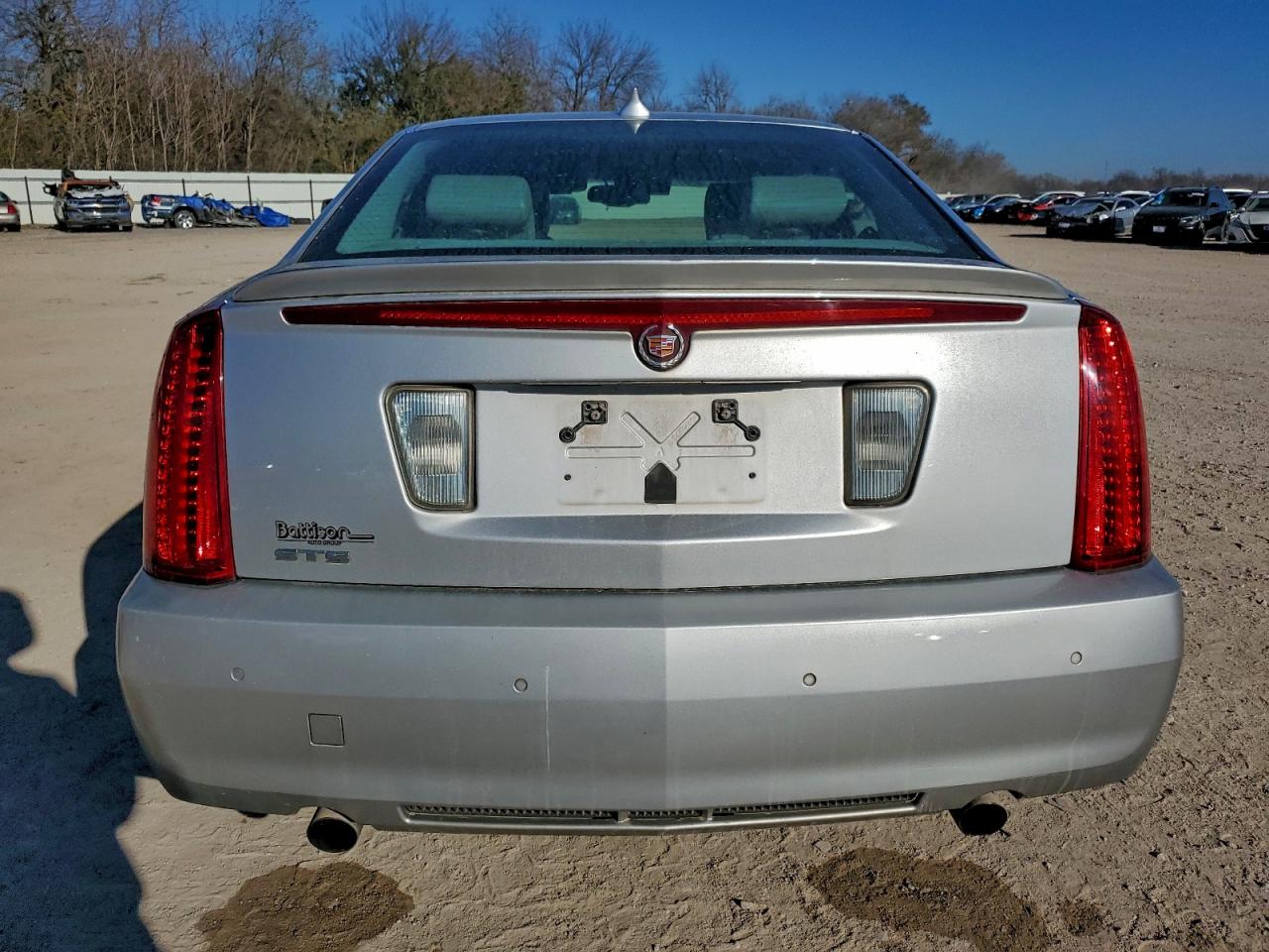 CADILLAC STS LUXURY PERFORMANCE