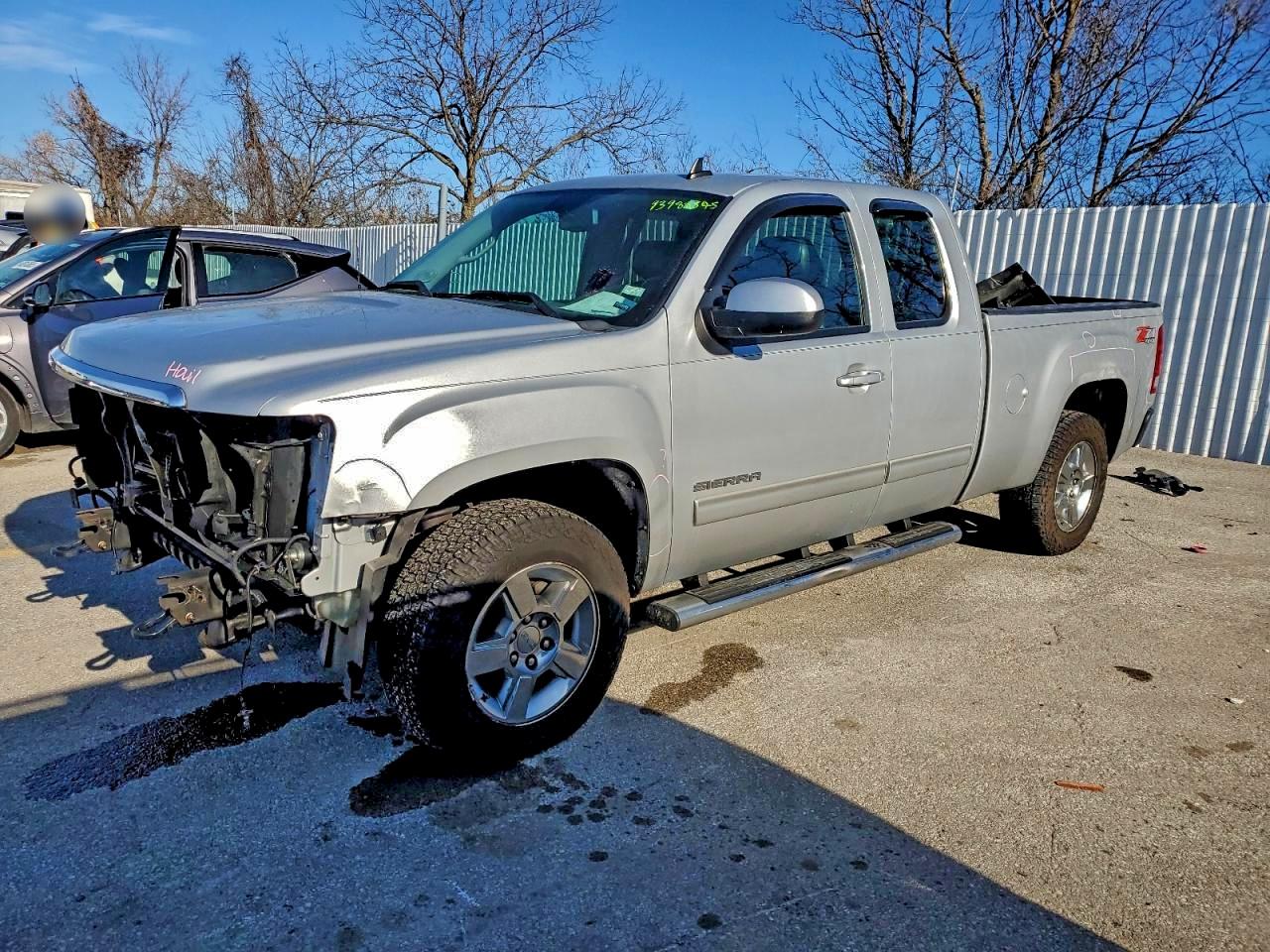 GMC SIERRA K1500 SLT