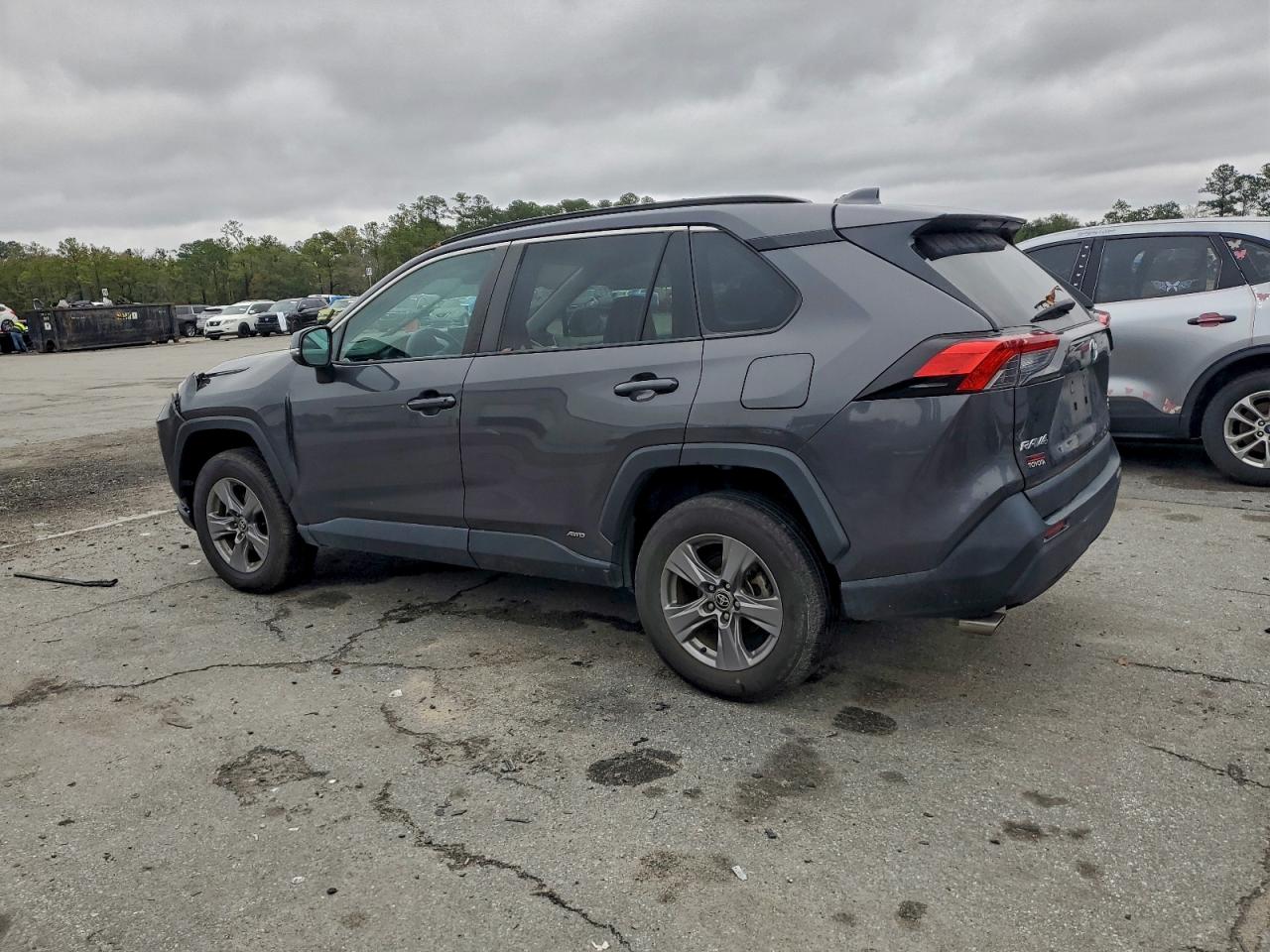 TOYOTA RAV4 XLE